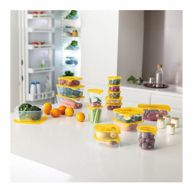 Kwadratowy pojemnik na żywność Fresh&Go 0,8L żółty Curver