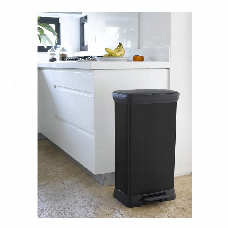 Curver 187178 metalizowany kosz pedałowy 50L czarny