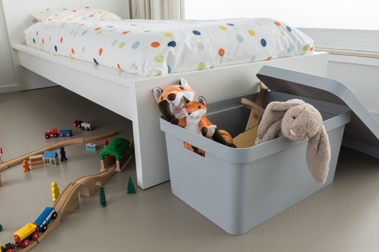 Pojemnik Infinity 17L z pokrywką jasnoszary Curver 229241