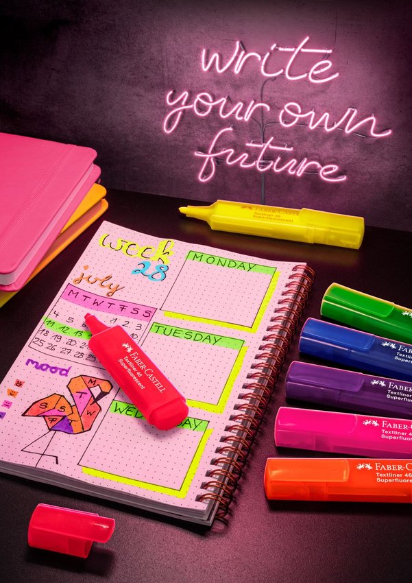 Zakreślacz 1546 8 Kol. Super Neon Opakowanie Karton Faber-Castell