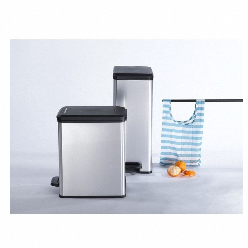 Kosz pedałowy 25L Slim Bin Curver 213300 srebrno czarny