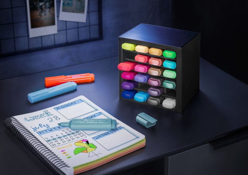 Zestaw Zakreślaczy 1546 24 Kol.Kartonowyprezenter Na Biurko Faber-Castell